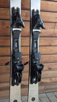 Prémiové švýcarské lyže AK Signature, 158cm, 23/24 - 3