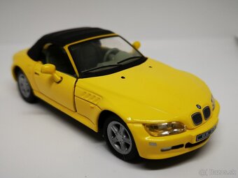 Predám zberateľský model auta BMW Z3 Roadster, 1:43 - 3