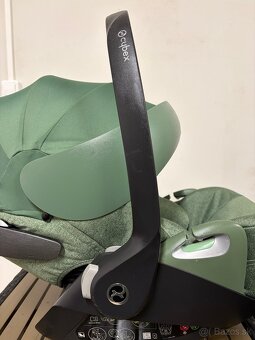 Polohovateľná autosedačka Cybex Cloud T i-Size plus - 3