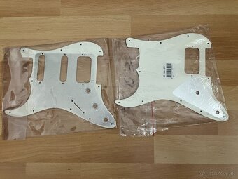 Fender Accessory Kit, pre Stratocaster - 3