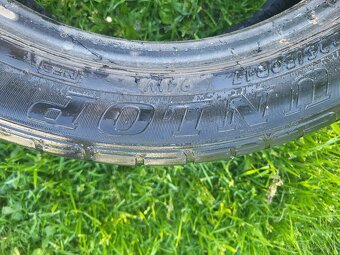 Letne pneuDUNLOP 225/50 R17 - 3