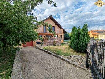 Štýlový dvojgeneračný 5-izb. dom, bazén, Trenčianska Turná - 3