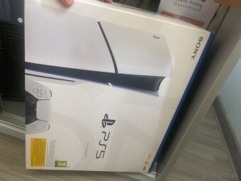 Predám ps5 Slim s mechanikou - 3
