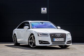 Audi S8 4.0 TFSI quattro Tiptronic / AJ NA SPLÁTKY / - 3