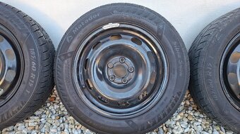 4x plechové disky 6Jx15 ET38 + zimné pneu 185/60 R15 - 3
