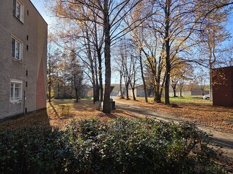 Dva a pol izbový byt v okrajovej časti Lučenca - 3