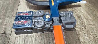 Predám nekompletnú Hot Wheels dráhu s boosterom - 3