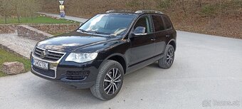Volkswagen Touareg 3, 0 TDI manuál 4x4 - 3
