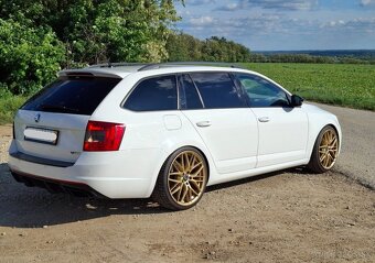 Škoda Octavia Combi RS 2.0TDI DSG 135kW 2015 - 3