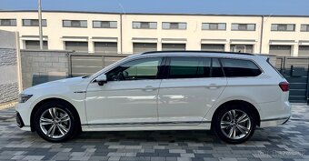 Volkswagen Passat Variant 2.0TDI R-Line 4Motion - 3