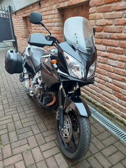 Suzuki DL650 V--Strom - 3