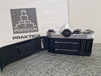 Fotoaparát Praktica super TL. Plne funkčný. - 3