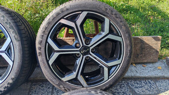 5x114,3 R18 --- KIA NIRO - 3