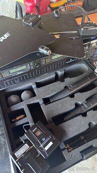 Predám profesionálny bezdrôtový mikrofónny systém Shure UHF - 3