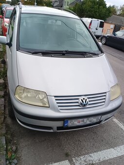 Volkswagen Sharan - 3