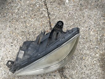 Mercedes w204 svetlo lave halogen - 3