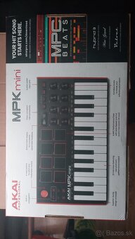 AKAI MPK Mini – kompaktný MIDI kontrolér (s krabicou) - 3