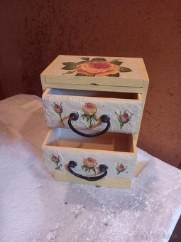 Fľaše šperkovnica hodiny. - 3