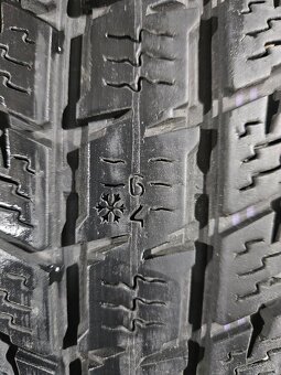 235/55R18 zimne nokian - 3