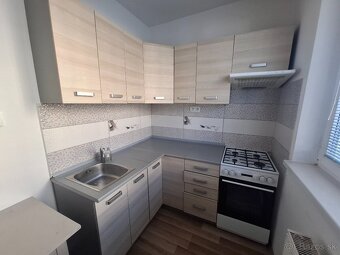 Na predaj kombinovaný sporák Mora - 3