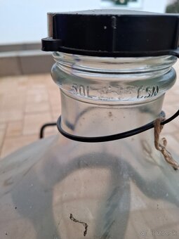 Predám demižón 50 L - 3