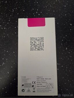 Nový zabalený T Phone 3 - 3