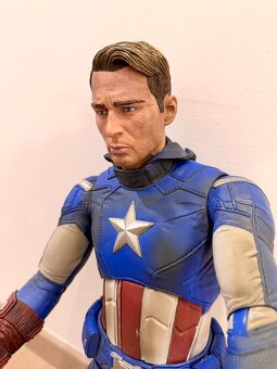 Model Captain America Neca - 3