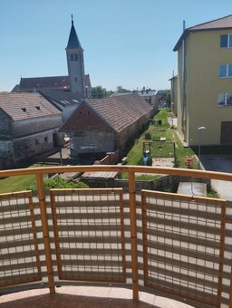 Na predaj 1 izbový byt s balkónom, obec Vlčkovce. - 3