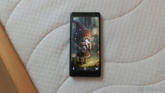 Predám Sony Xperia XZ2 Compact - 3