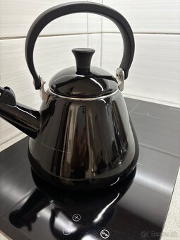 Čajník Le Creuset - 3