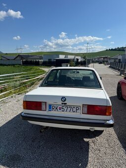 BMW e30 316 ročník 1987 - 3