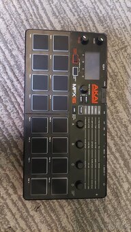 Akai MPX16 - 3