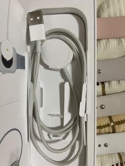 Apple watch SE ,Gen2 - 3