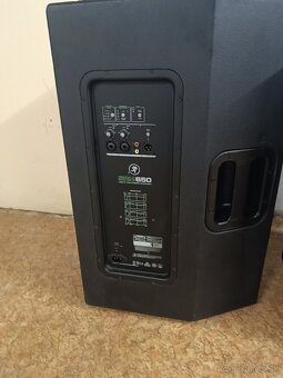 Predám aktivne reproduktory Mackie SRM650 - 3