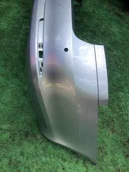 ŠKODA OCTAVIA 2 COMBI 09-13 ZADNÝ NARAZNIK S OTVORMI PDC - 3