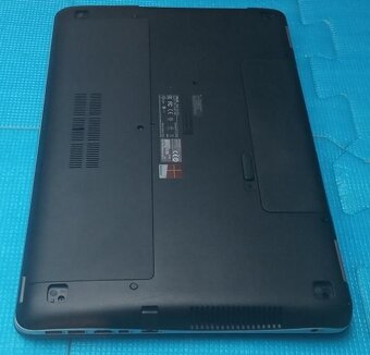 ASUS N751J na opravu alebo na náhradné diely - 3