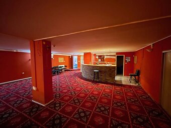 2355 NA PRENÁJOM MULTIFUNKČNÝ PRIESTOR V KOMÁRNE - 3