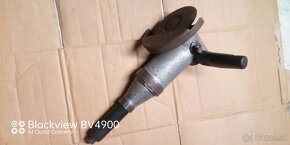 Pneumaticky utahovak, Bruska - 3