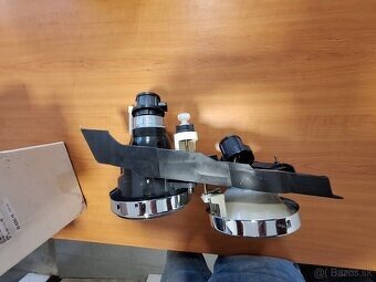 Predám na BMW S5 predné svetlo - 3