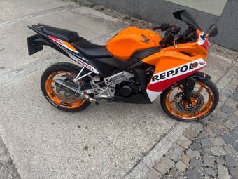 Honda CBR125 - 3