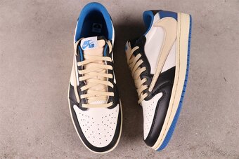 Nike Jordan 1 Retro Low Fragment x Travis Scott - 3
