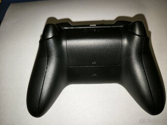 Xbox ovládač - 3