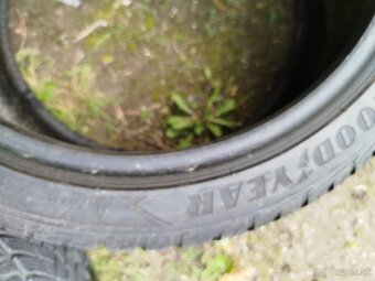 Pneumatiky zimné R18 235/40 - 3