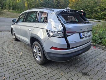 ŠKODA KODIAQ 2.0 TDI 4X4 DSG/ 2023/DPH/ 46tkm /POJIZDNÉ - 3