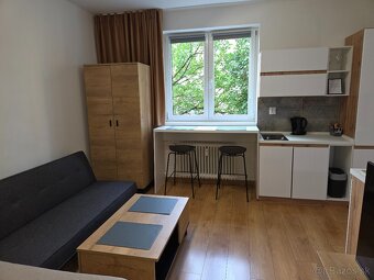 Krátkodobý Prenájom Apartmán v BB od 3hod - 3