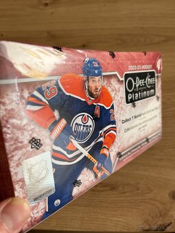 Upper Deck Platinum Hockey Hobby Box 2022/2023 - 3