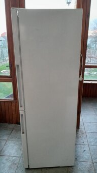 PREDÁM - Chladnička s mrazničkou BOSCH - 3