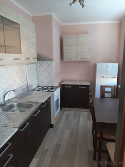 Prenájom 2,5 izbový byt - 3