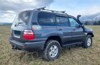 Toyota Land Cruiser 100 - 3