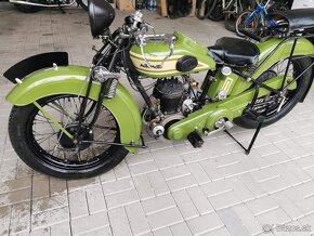 Mimoriadne zľavy  Moto Guzzi 250cm3 - 3
